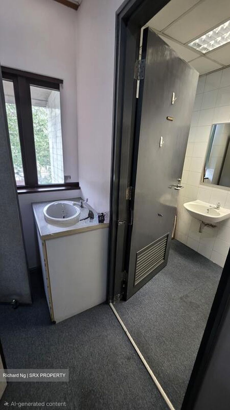 Gleneagles Hospital (D10), Retail #502856311